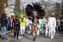 Masopust v duchu brazilského karnevalu v Novém Boru.