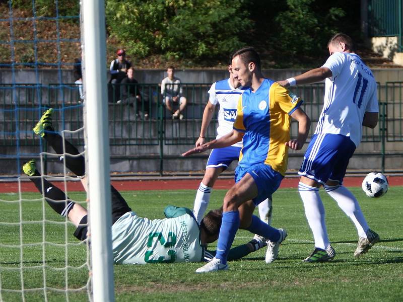 Loko Česká Lípa - Holany 3:3 (2:2).