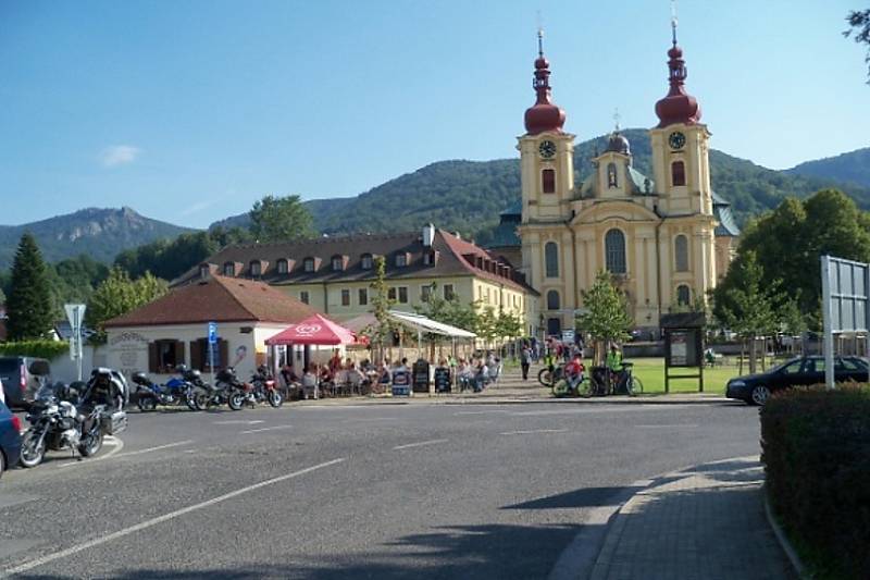 V září se Roska Česká Lípa, spolu se spřátelenou Roskou Liberec, zúčastnila víkendového rekondičního pobytu v klášteře Mezinárodního centra duchovní obnovy v Hejnicích.
