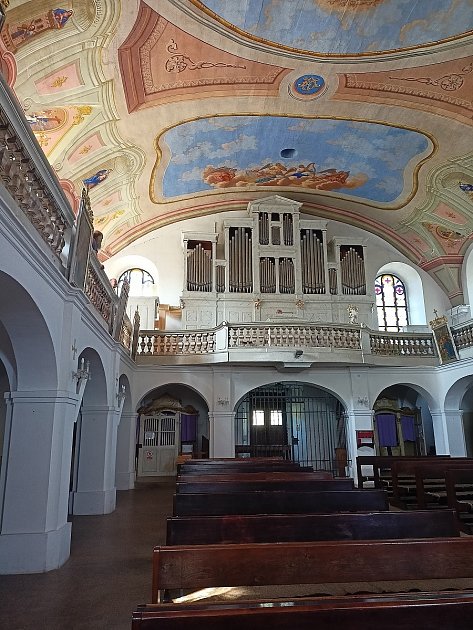 Varhany v kostele Navštívení Panny Marie v Bozkově.