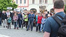 V úterý 28. května proběhlo na náměstí T. G. Masaryka v České Lípě shromáždění pod hlavičkou spolku Milionu chvilek pro demokracii s heslem: MÁME TOHO DOST, CHCEME DEMISI.