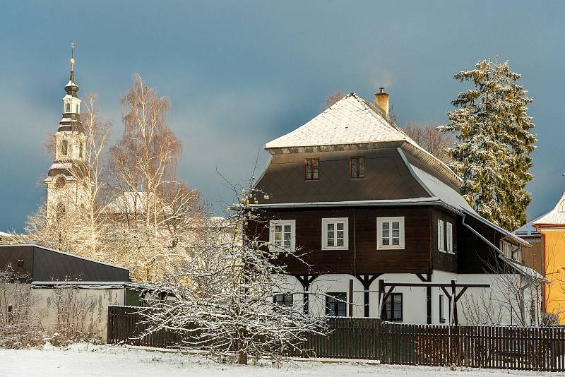 Zasněžený Nový Bor.