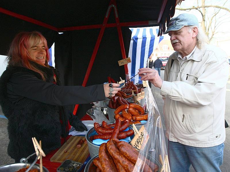 První letošní farmářské trhy na Škroupově náměstí v České Lípě začnou ve čtvrtek 20. března.