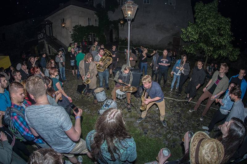 Na českolipském vodním hradě se odehrál dvanáctý ročník kulturního svátku jménem Všudybud. 