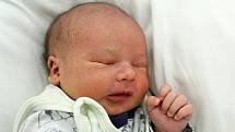 Rodičům Markétě Adámkové a Martinu Rybářovi z Velkého Šenova se v sobotu 16. října v 5:33 hodin narodil syn Martin Jan Adámek. Měřil 50 cm a vážil 3,66 kg.