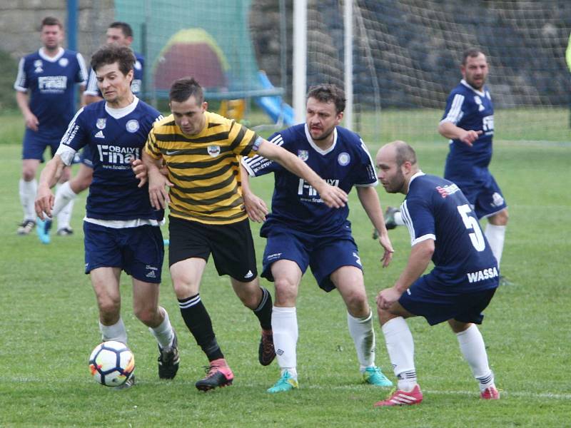 Holany - Pěnčín 7:1 (5:0).