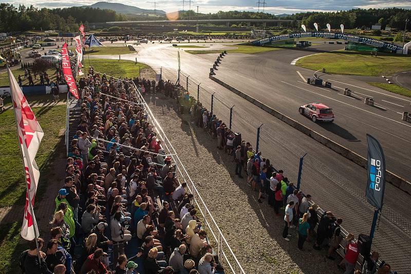 Po pěti letech se rychlostní zkoušky Rally Bohemia vrátily opět na Autodrom Sosnová.