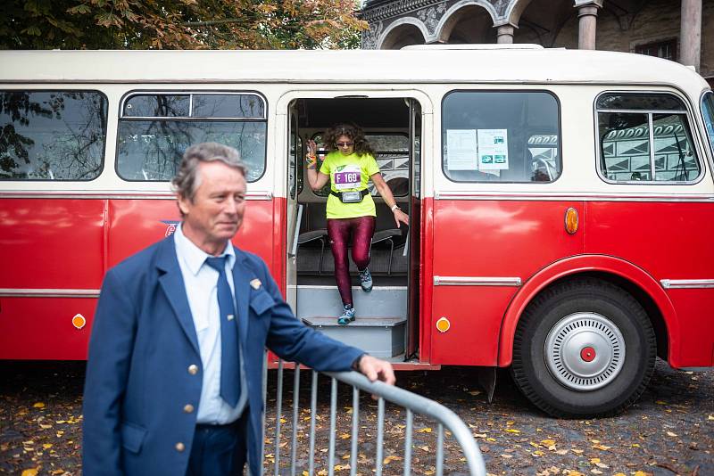 Slunečný podzimní den přivítal téměř 850 účastníků letošního City Cross Run & Walk v České Lípě.