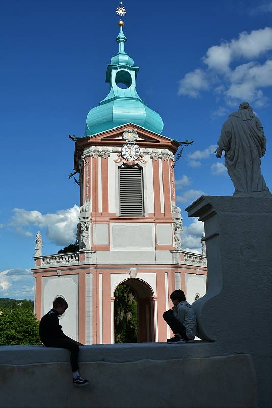 Poutní kostel v Horní Polici na Českolipsku získal v Praze nominaci na ocenění Stavba roku 2021.