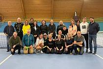 V sobotu 25. března se za účasti 13 párů z často z velkých vzdáleností konal v pořadí 4. halový turnaj ve smíšence, který pořádal českolipský spolek Tenisová rodina.