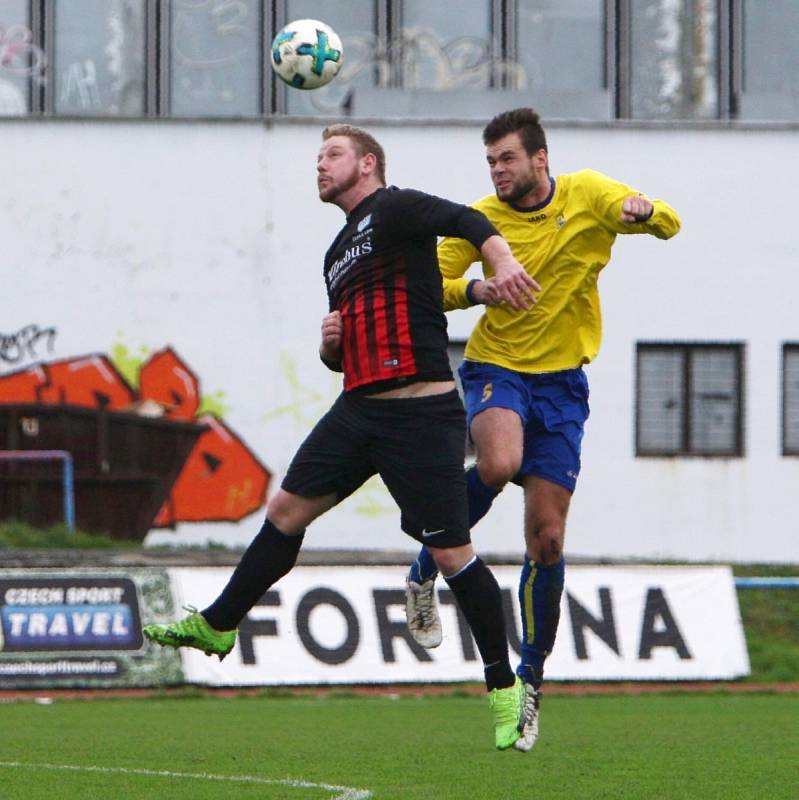 Neratovice/Byškovice - Arsenal Česká Lípa 2:0 (2:0). 