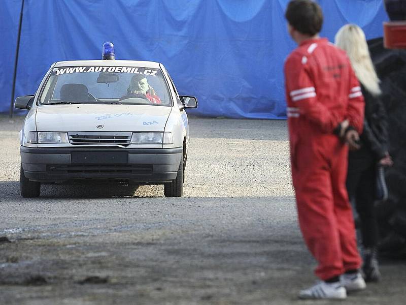 Kaskadéři předvedli své kousky lidem v České Lípě. 