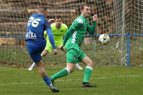 Skalice (modrá) doma remizovala 0:0 s Velkými Hamry B.