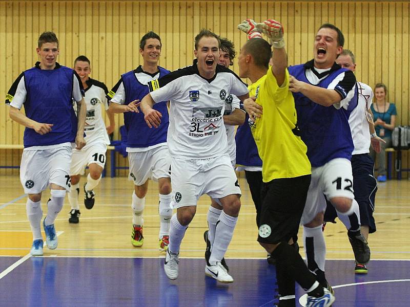 Rozhodující utkání s Dalmachem Turnov vystřelilo Démony mezi futsalovou elitu.