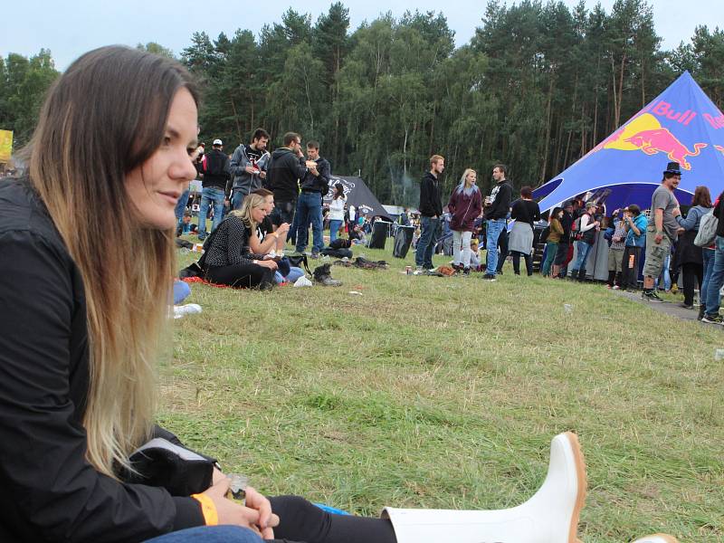 Tisíce lidí se přišly bavit na největší festival na Českolipsku na Hrady CZ pod Bezdězem.