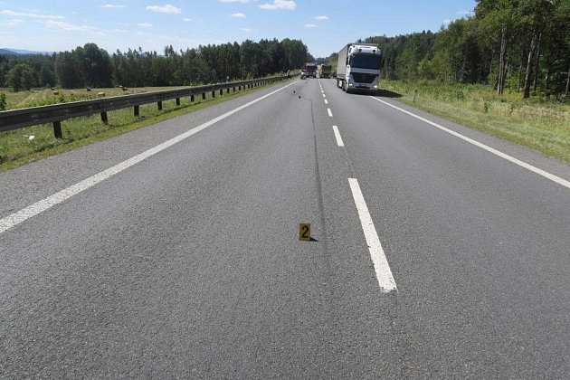 K vážné nehodě došlo na silnici I/9 mezi Svorem a Novým Borem na začátku tohoto týdne.