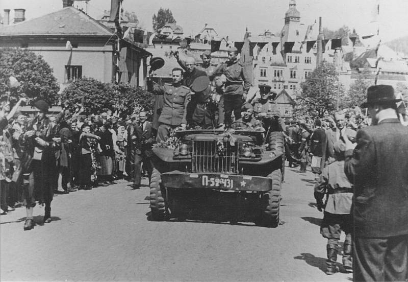 Příjezd Rudé armády do Semil 10.5.1945.