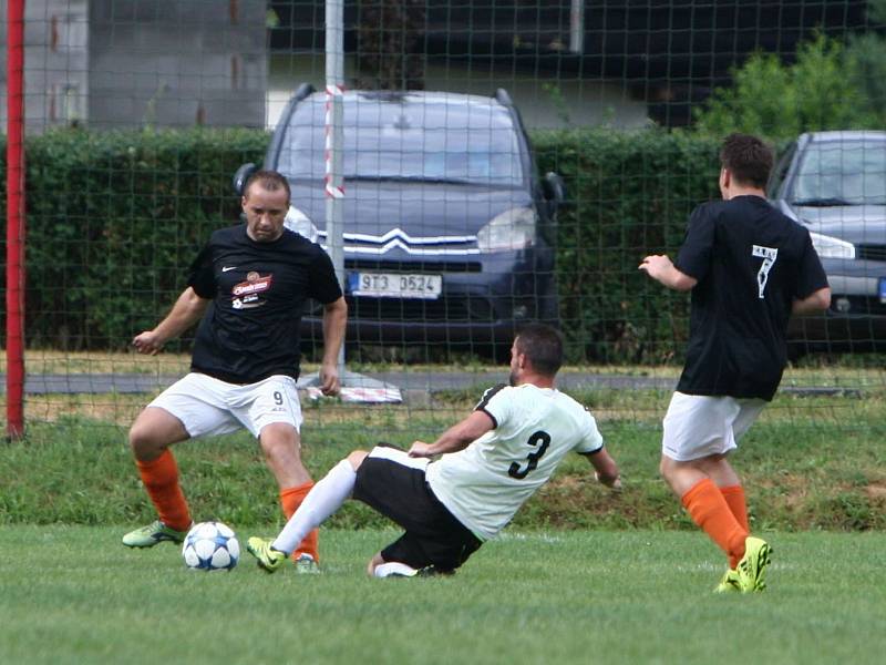 Bukovany - Polevsko 1:2 (0:1).