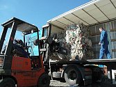 Nelegální odpad začali ze Sosnové odvážet na jaře roku 2008.