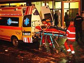 V pondělí 23. ledna kolem deváté hodiny večer našli v kaluži krve dvaačtyřicetiletého muže zákazníci pivnice Horník na sídlišti Sever v České Lípě.
