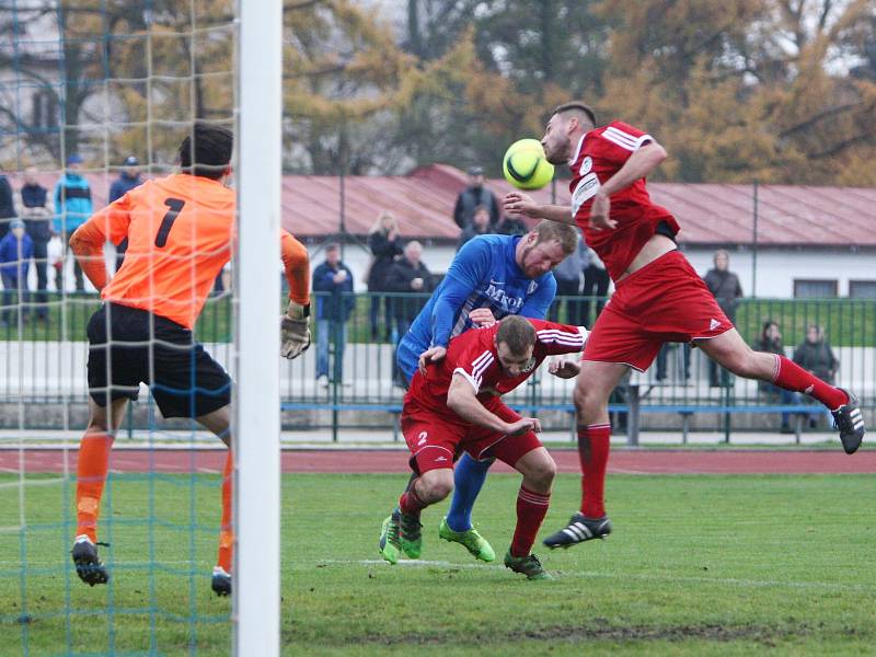 Arsenal Česká Lípa - SK Hrobce 4:3 (1:0).