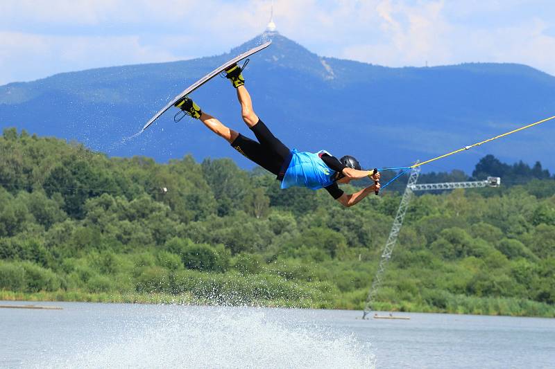 Mistrovství světa ve wakeboardingu a wakeskatingu National championships 2018.