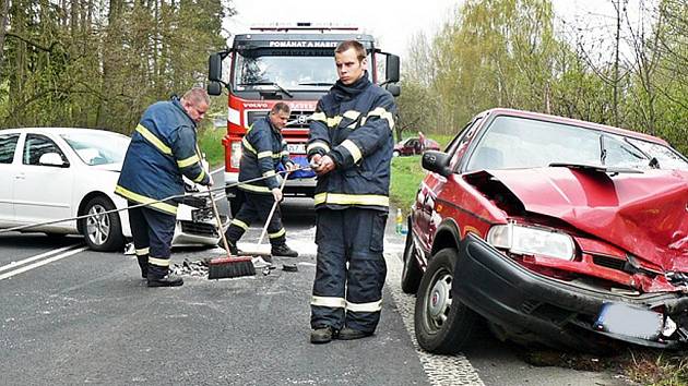 Proč vjel řidič bílé octavie do protisměru, zatím není jasné. 