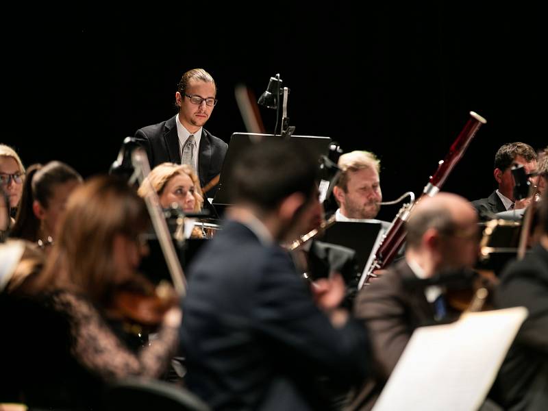 Do posledního místa zaplněné Divadlo F. X. Šaldy v Liberci zažilo premiérový Koncert pro Liberecký kraj, operní gala věnované cele odkazu W. A. Mozarta ve skvostném obsazení Plachetka, Baborák a Pražští komorní sólisté. 