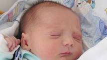 Mamince Kateřině Dvořákové z Velkého Grunova se 30. března ve 4:52 hodin narodil syn Šimon Eliáš. Vážil 2,73 kg.
