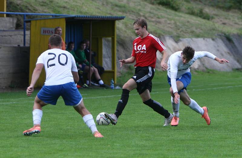 Mimoň (červená) vs. Bělá 0:2.