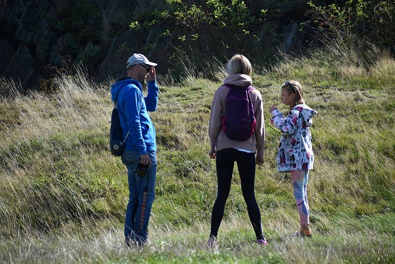 Panská skála u Kamenického Šenova se ocitla poslední zářijový víkend v obležení turistů.