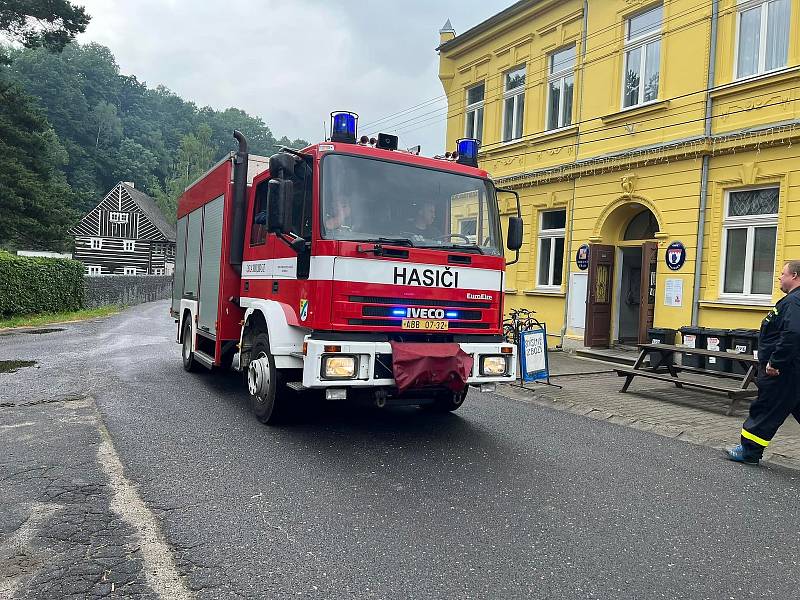 Oslavy založení sboru velenických dobrovolných hasičů.