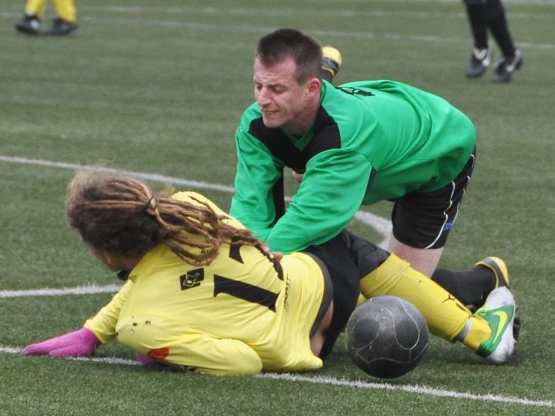 Porážku 0:1 utrpěla rezerva Doks s Bílou.