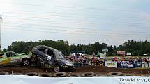 Destruction derby na autodromu. Den první.