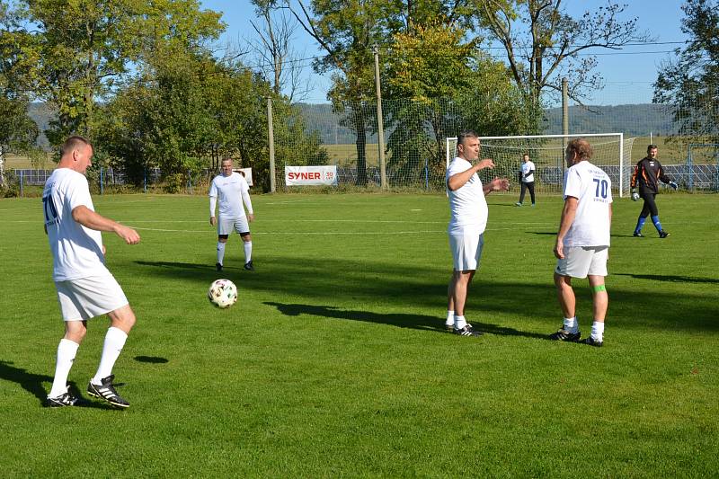 Ve Skalici u České Lípy skládali hold spoluhráči Jiřímu Štěpánkovi