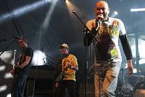 Legendární punk - rocková kapela v čele s Lou Fanánkem Hagenem zahraje ve čtvrtek v České Lípě.