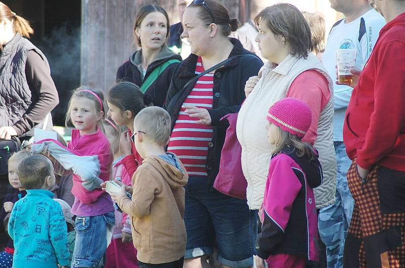  Zábavné odpoledne s pestrým programem přichystali na Den české státnosti, pondělí 28. září, českolipští dobrovolní hasiči ve spolupráci s městem.