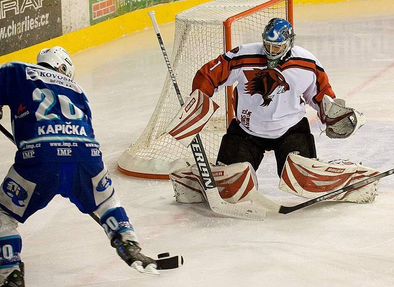 V prvním zápase úvodního kola play off druhé hokejové ligy podlehli jablonečtí Vlci týmu Predators Česká Lípa 3:5.