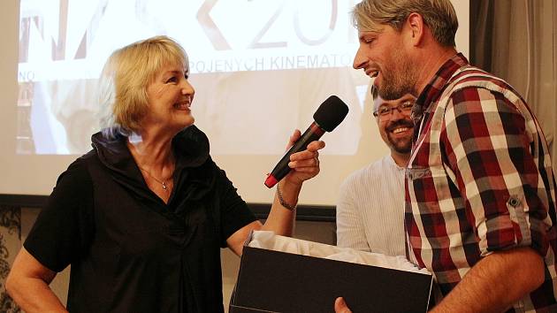 Vedoucí kin ze 120 českých a moravských měst udíleli ceny nejlepším filmovým tvůrcům a hercům.