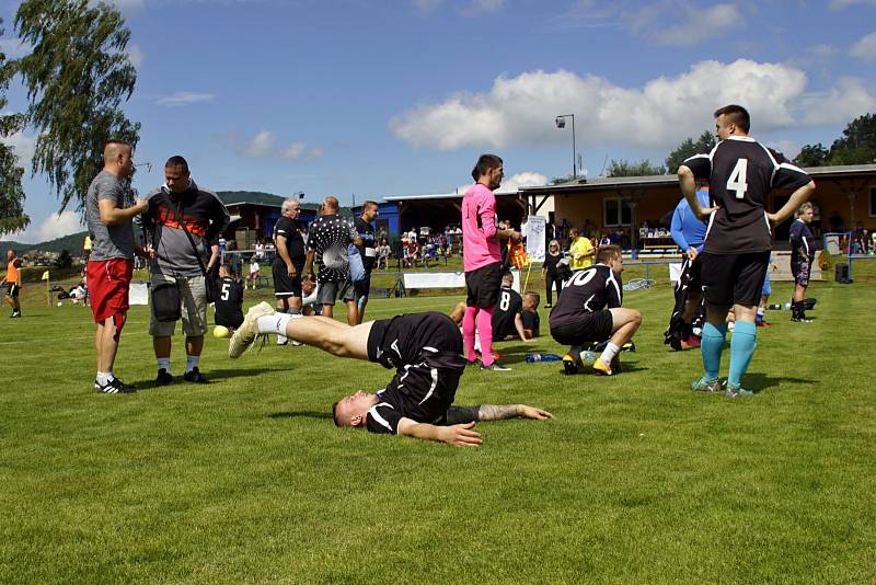 Sedmý ročník Skalice Celebrity Open Cup se konal v sobotu 18. července na fotbalovém hřišti ve Skalici u České Lípy.