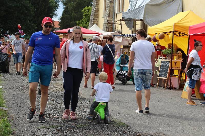 Městské slavnosti v Doksech se letos nesly v duchu oslav 150. výročí založení sboru dobrovolných hasičů.