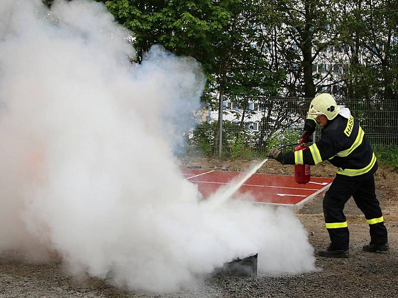 Ve středu představili hasiči HZS Libereckého kraje na centrální stanici v Liberci svou kampaň, kterou chtějí upozornit na rizika požárů v domácnostech.