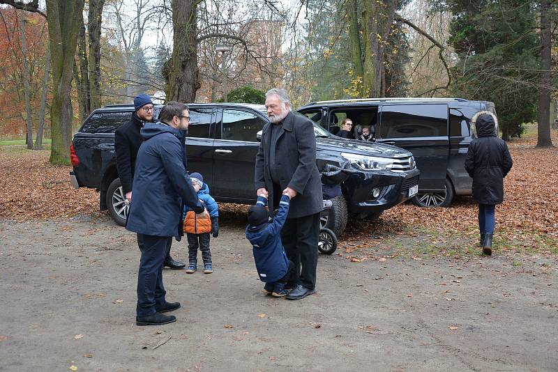 Ze slavnostního rozloučení se zesnulým Břetislavem Vojtíškem v kostele M. Jana Husa v České Lípě.