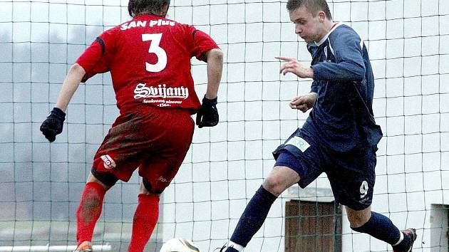 Ve 20. kole ČFL se týmy Hlavice a českolipského Arsenalu rozešly smírně 2:2.