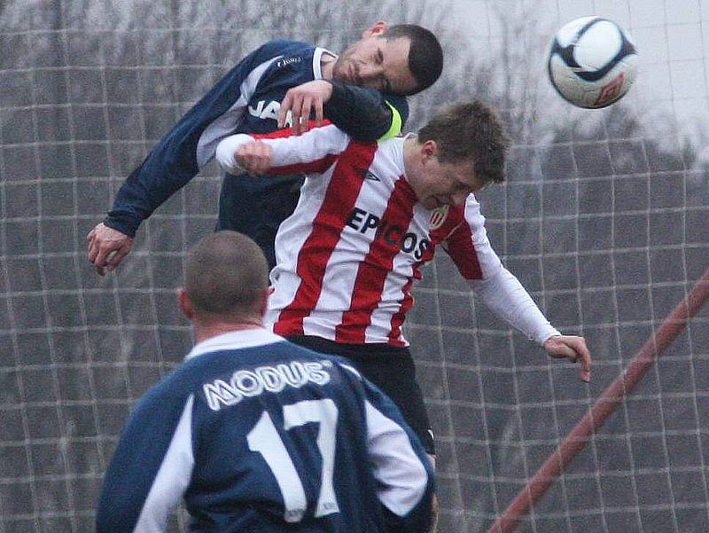 Českolipský Arsenal vstoupil do jarní části ČFL cennou výhrou nad Hlavicí. 