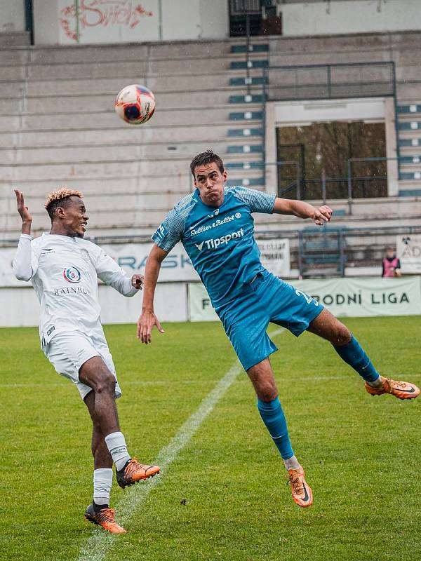 Ve FORTUNA:NÁRODNÍ LIZE remizoval MFK Vyškov (bílé dresy) s FK Vlašim 1:1.