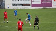 Exhibiční vzpomínkový fotbalový zápas mezi hráči původního Boby Brno a FC Petra Drnovice na drnovickém stadionu.