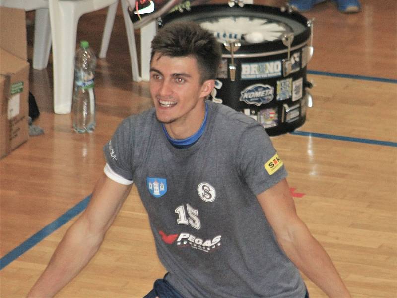 Radovan Dítě šel do první volejbalové ligy mužů od žáků v Sokole Bučovice.