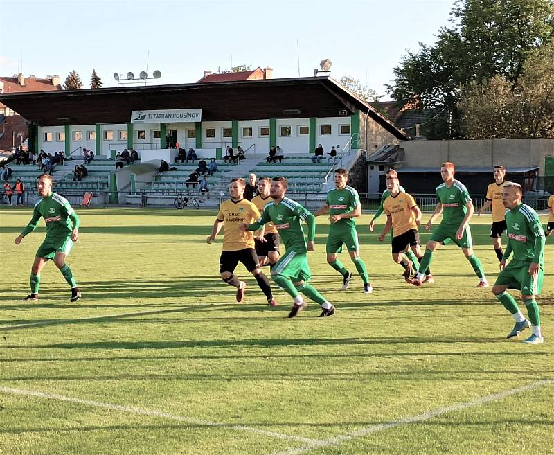 V krajském přeboru fotbalisté Tatranu Rousínov porazili Olympii Ráječko 3:0.