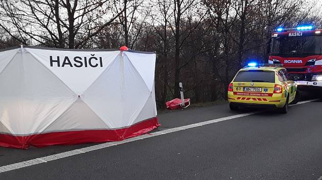 Tragédie na I/50 u Slavkova. V autě tam při havárii ve čtvrtek zemřela žena.